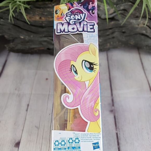 My Little Pony The Movie Fluttershy Shining Friends Light Up Figure - Picture 4 of 7